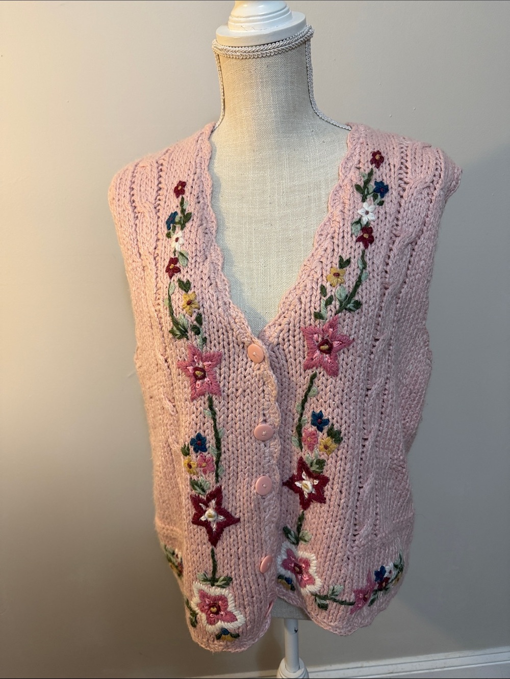 Bobbie Brooks Pink Floral Embroidered Knit Sweater Vest